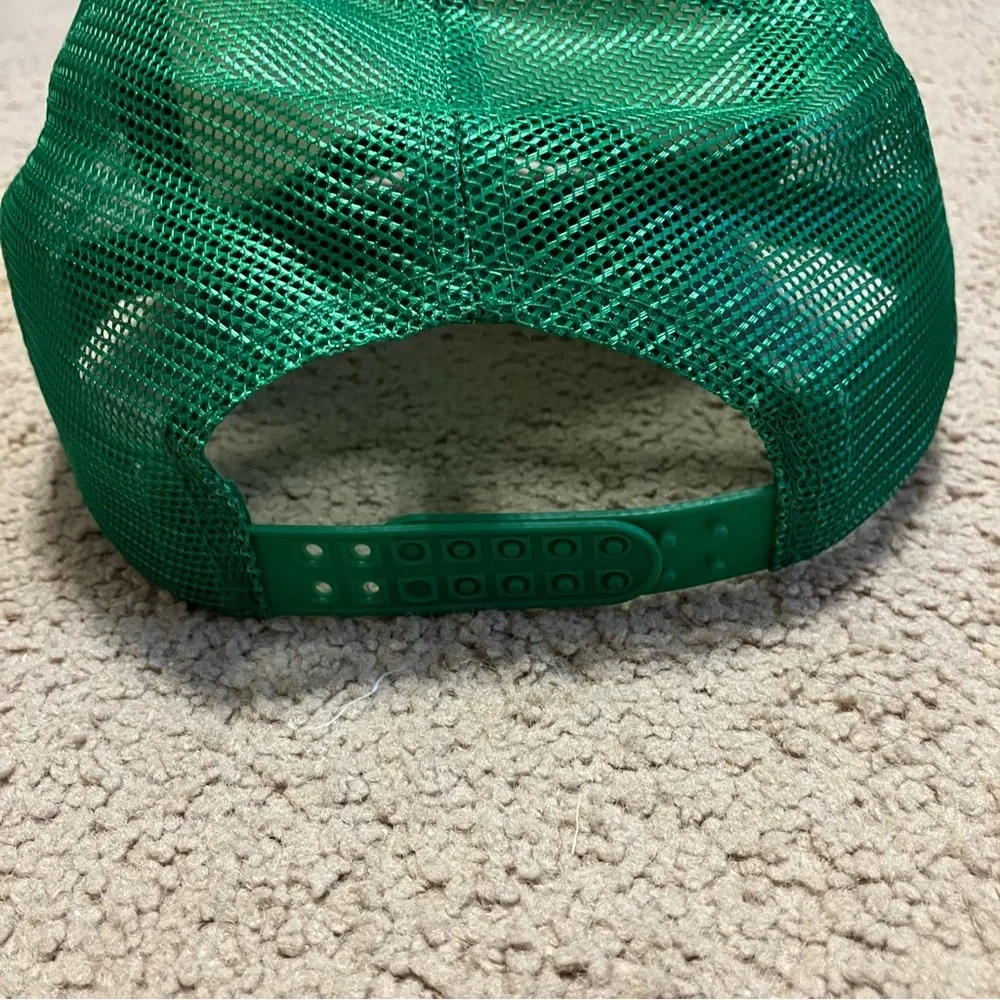 Lucky retro-style trucker cap hat White &‎ Green St. Patrick's Day